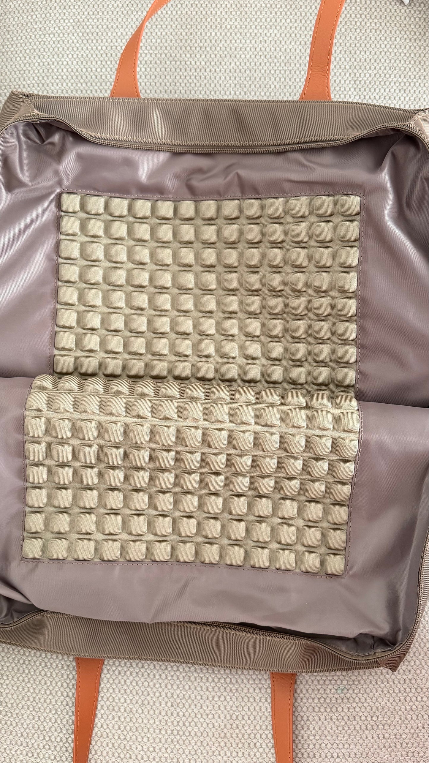DAILY - Taupe Camel